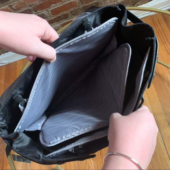 Lo & Sons The Prospect Backpack - Picture 13 of 16